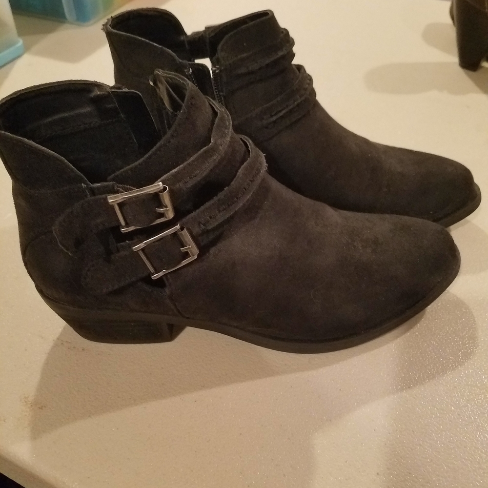 ankle boots